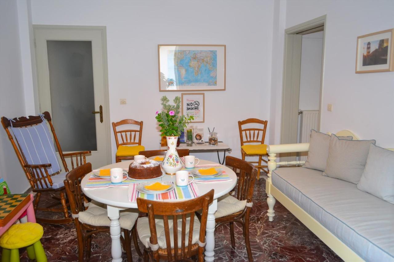 Anna'S Family Home Leonídion Dış mekan fotoğraf